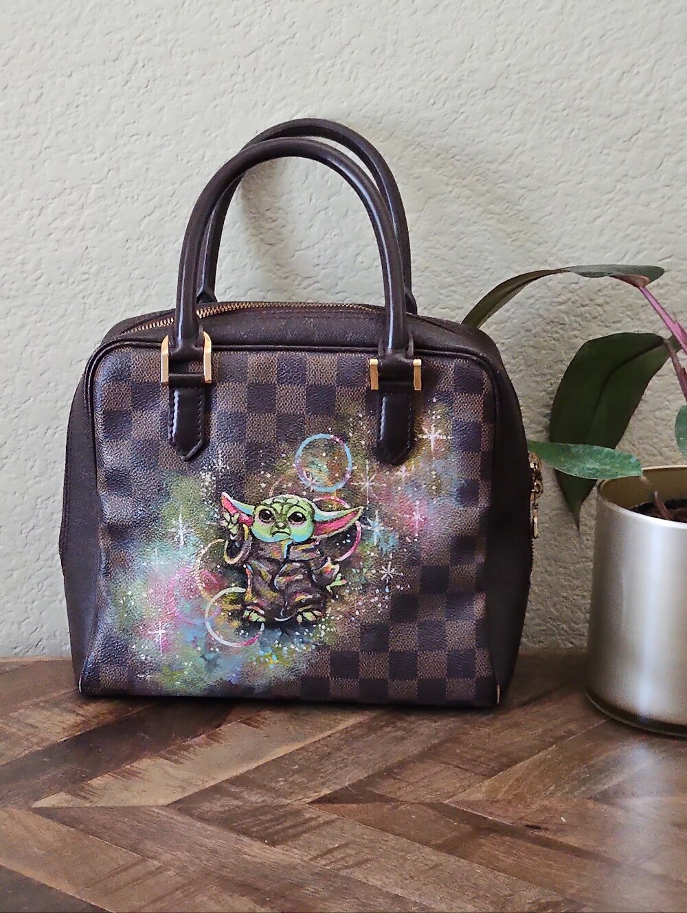 LOUIS VUITTON Damier Ebene Brera Customized Painted Baby Yoda Image - Picture 16 of 16
